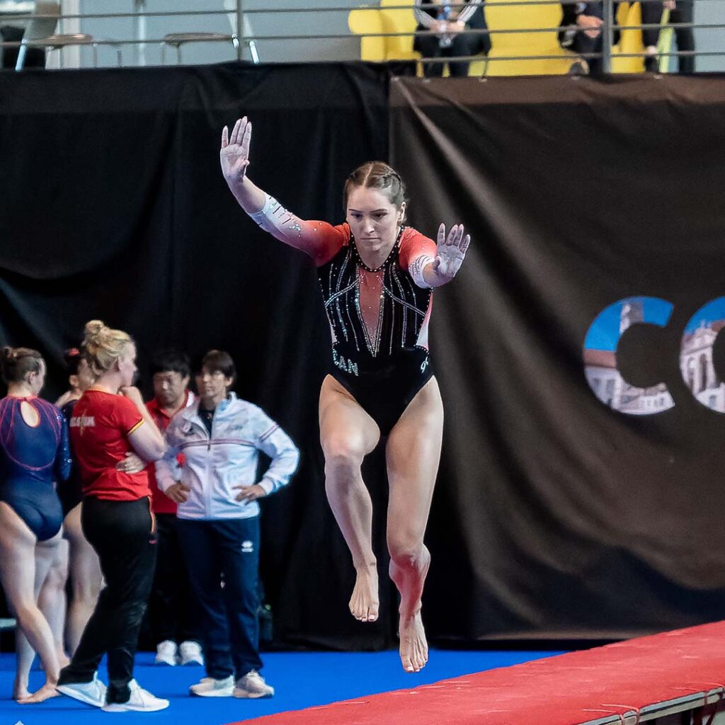 Headshot of Canadian gymnast Kayla Howell